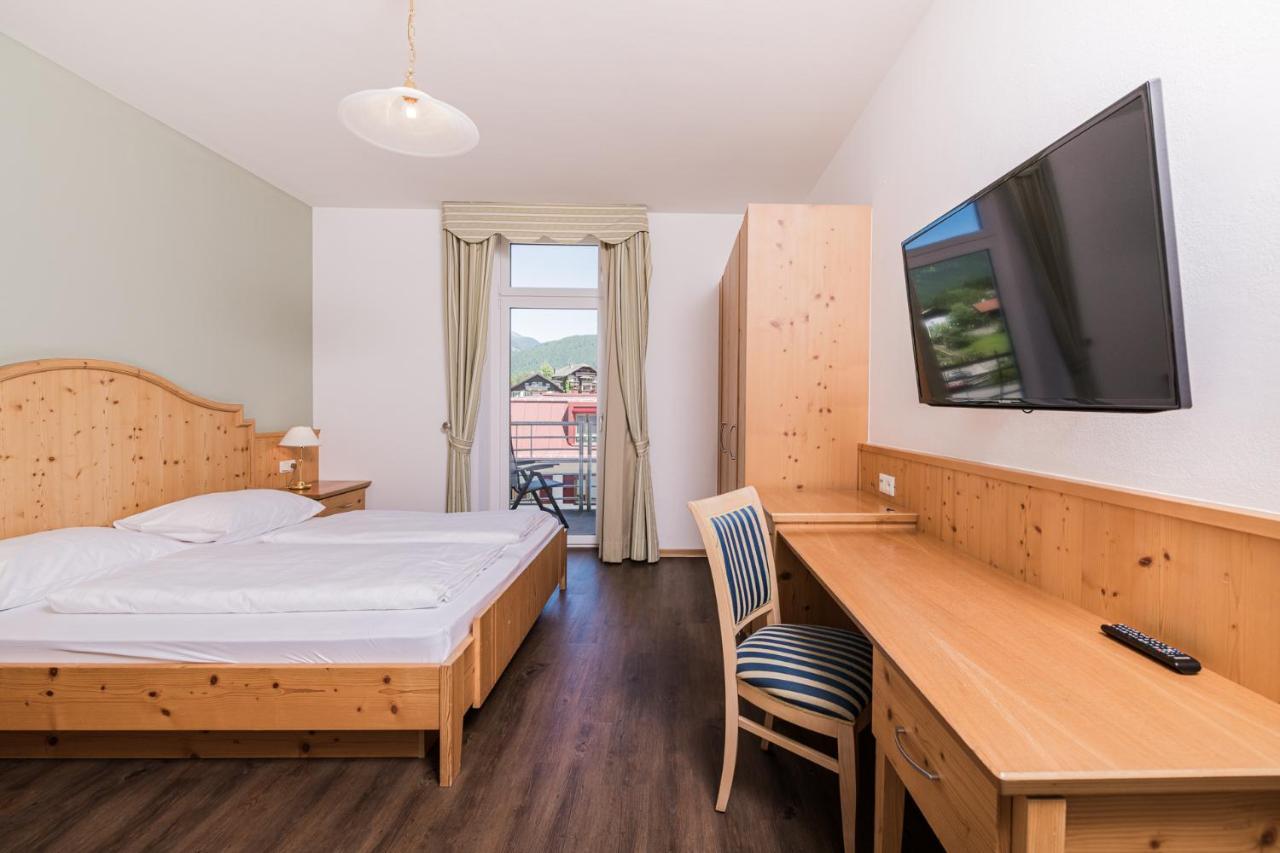 Hotel Kronplatz Olang Exteriör bild