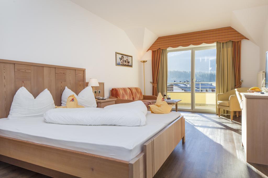 Hotel Kronplatz Olang Exteriör bild